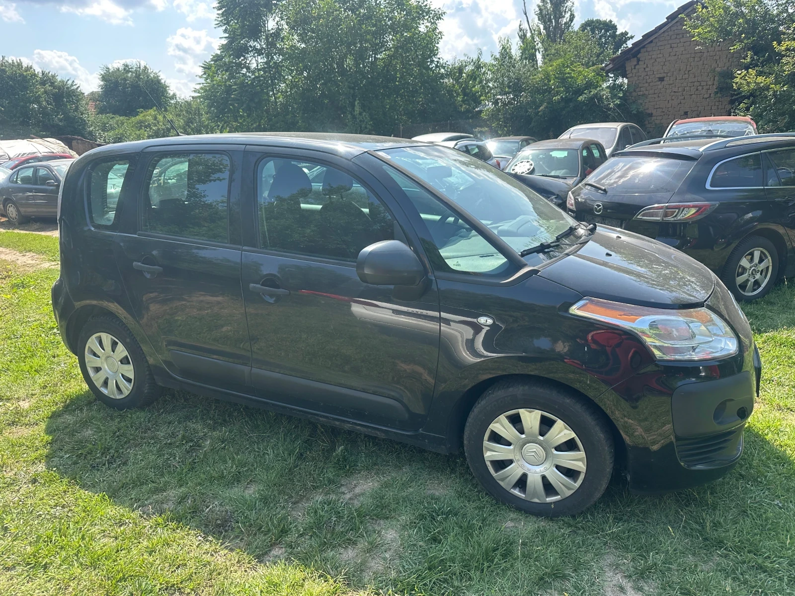 Citroen C3 Picasso 1.4i - изображение 3