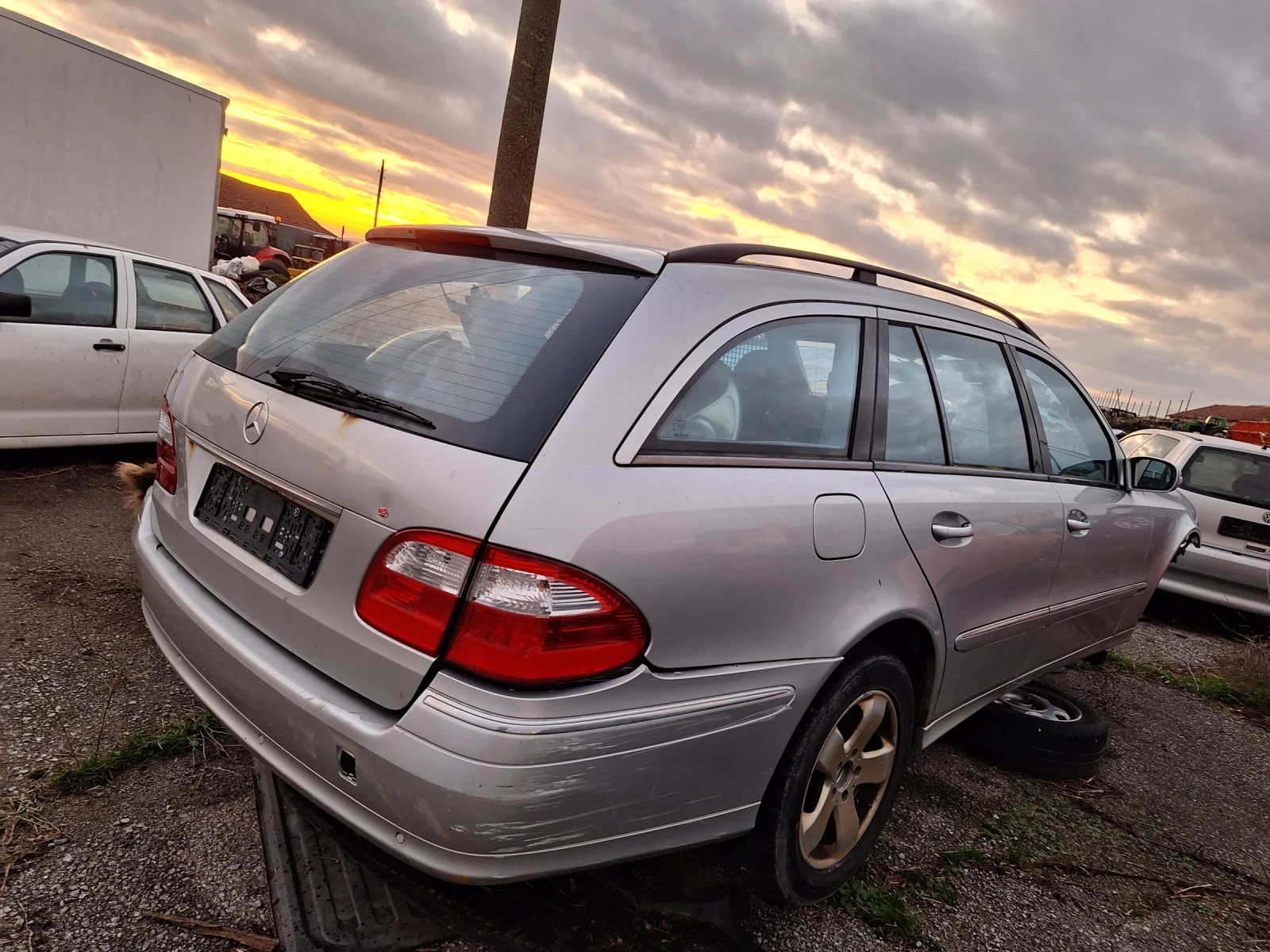 Mercedes-Benz E 320 | Mobile.bg � ����������� 3