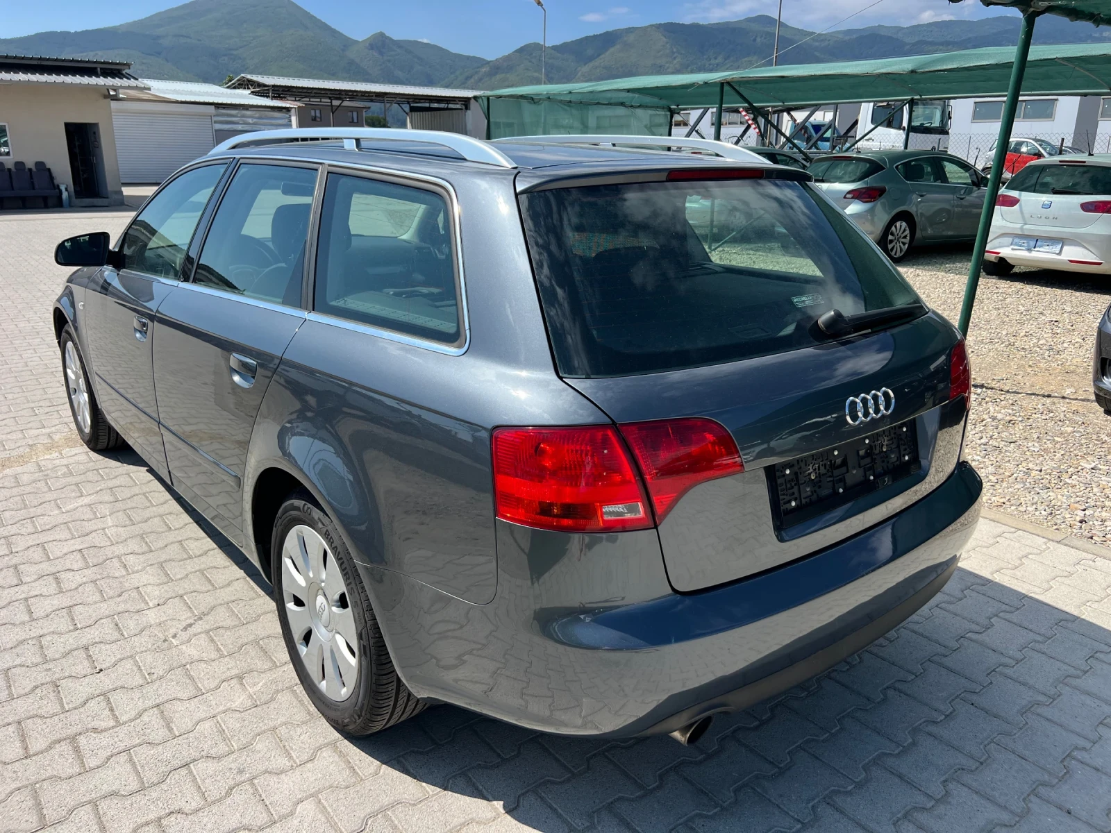 Audi A4 1.6i Лизинг - изображение 4