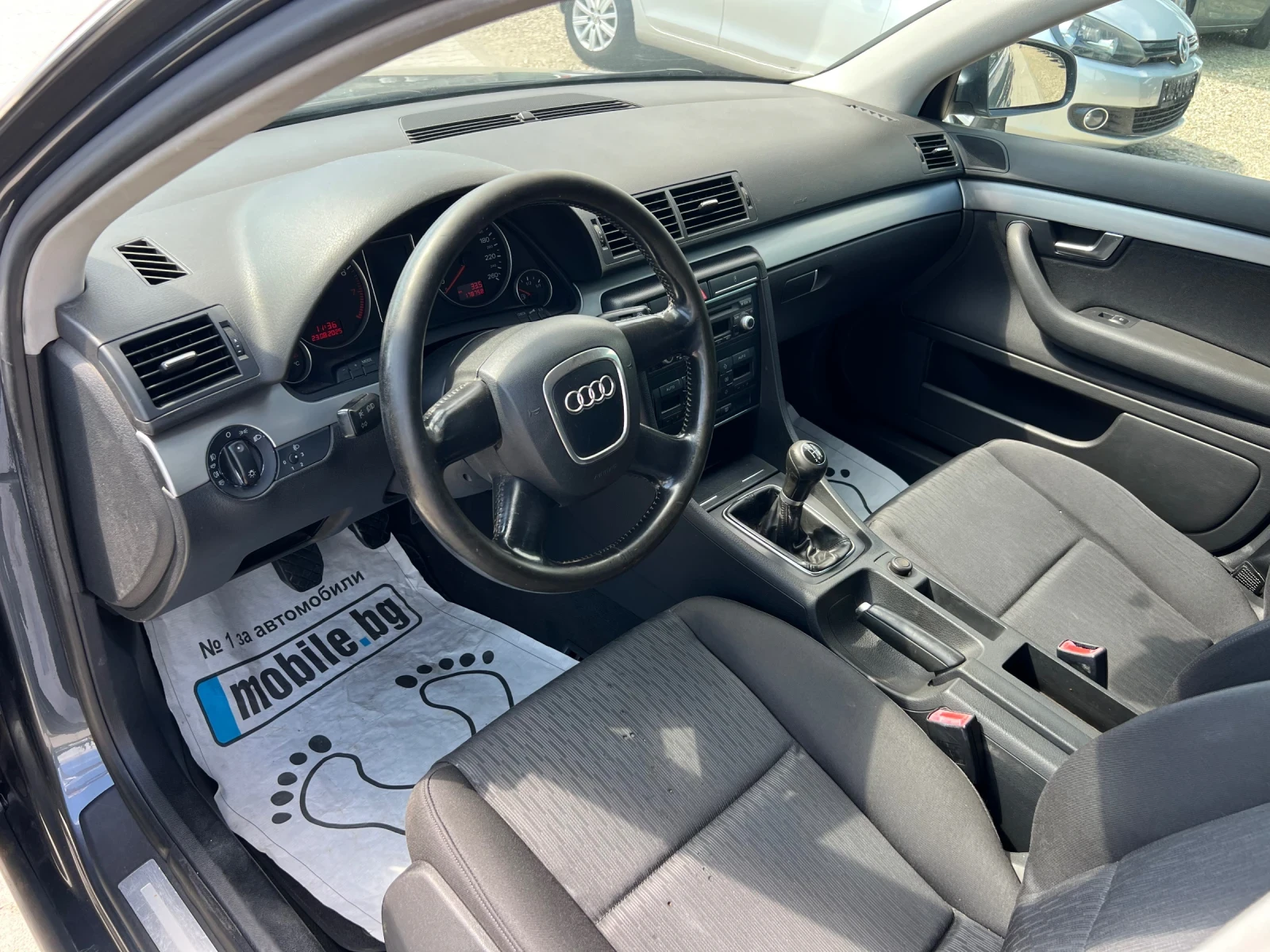 Audi A4 1.6i Лизинг - изображение 10