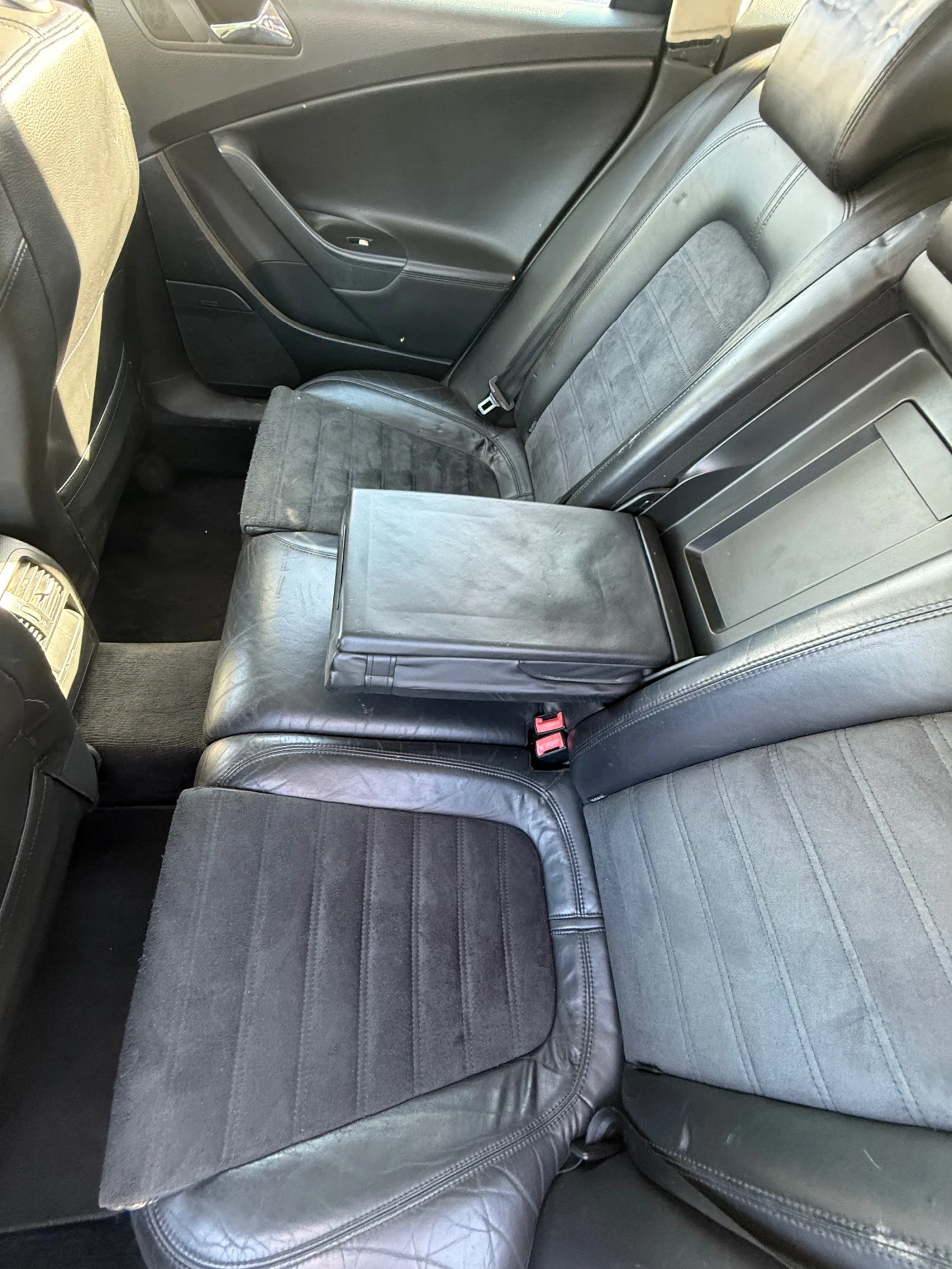 VW Passat  2.0TDI/DSG/HIGHLINE/KOJA/XENON ! | Mobile.bg   12