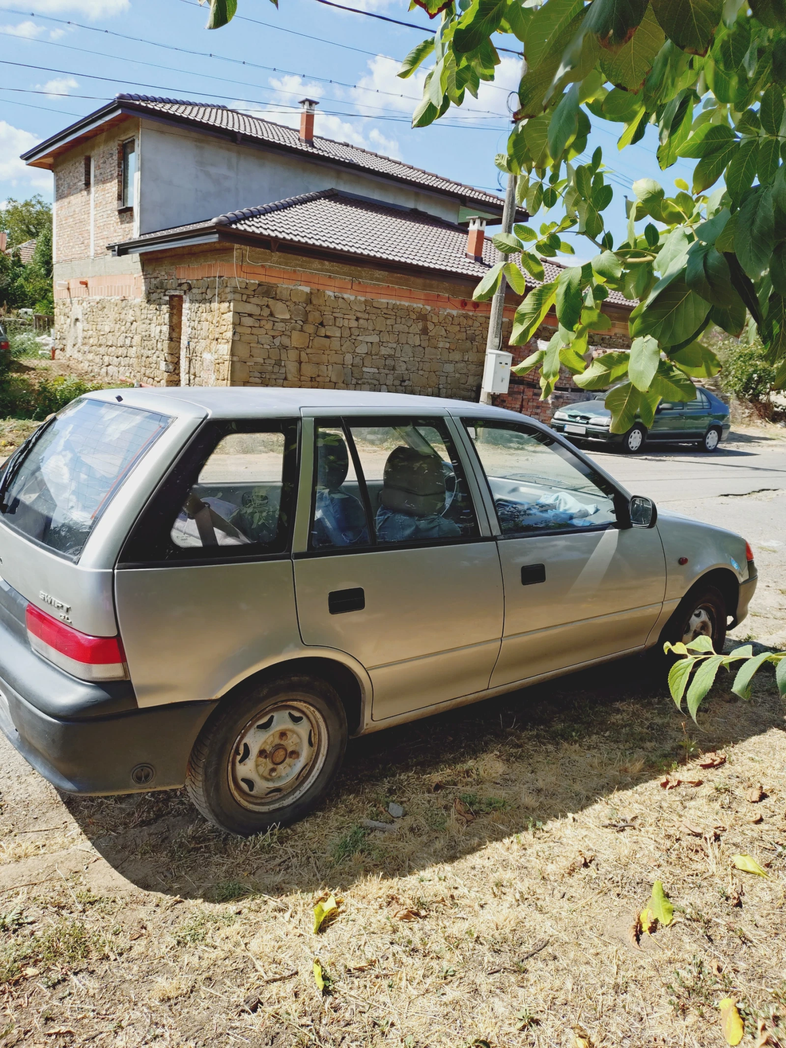 Suzuki Swift  - изображение 4