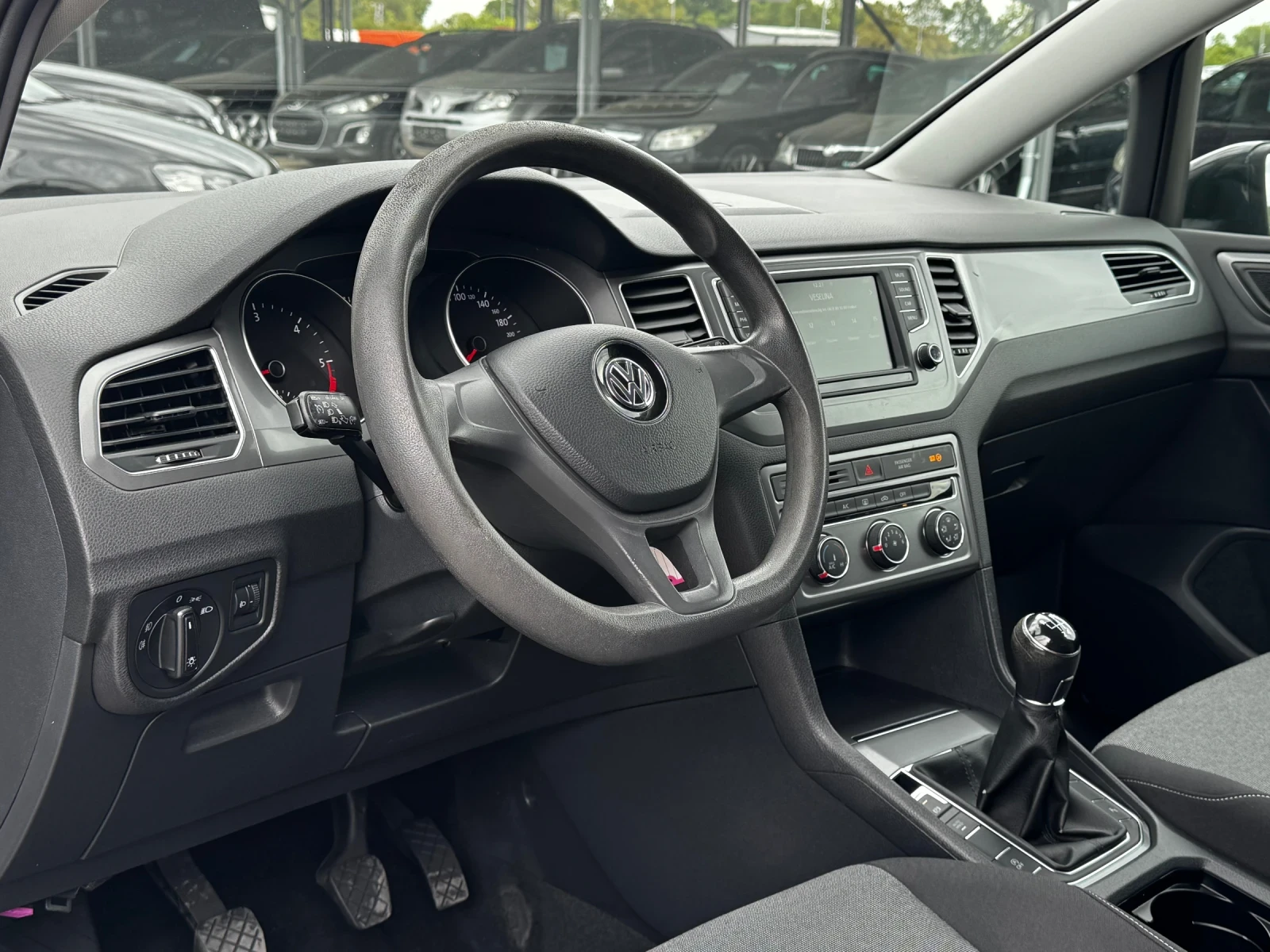 VW Sportsvan 1.6TDI - изображение 7