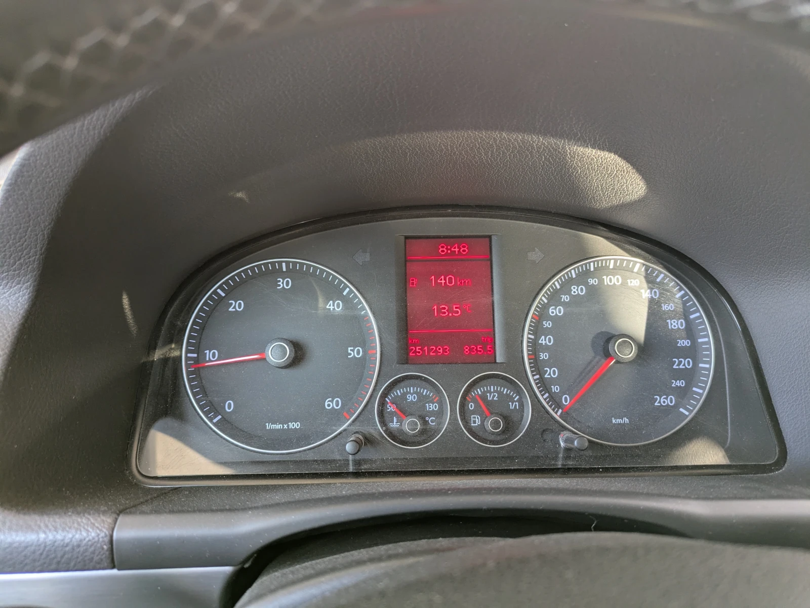 VW Touran  - изображение 7