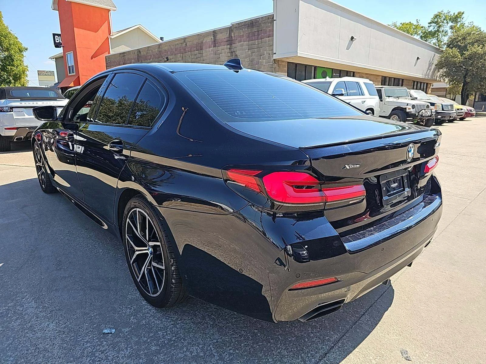 BMW 540 M-PACK* LASERLIGHT* МАСАЖ* HEADUP* HARMAN* LANE AS - изображение 3