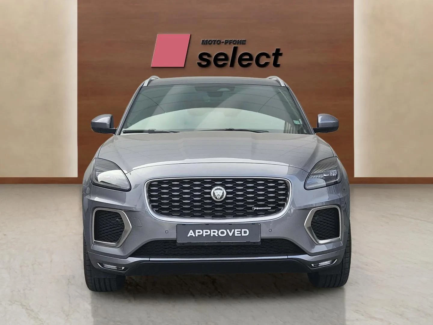 Jaguar E-pace 2.0 - изображение 7