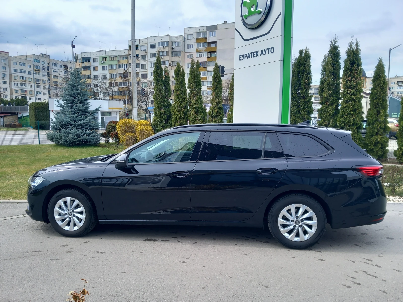 Skoda Superb 1.5TSI/M-HEV, снимка 5 - Автомобили и джипове - 53924509