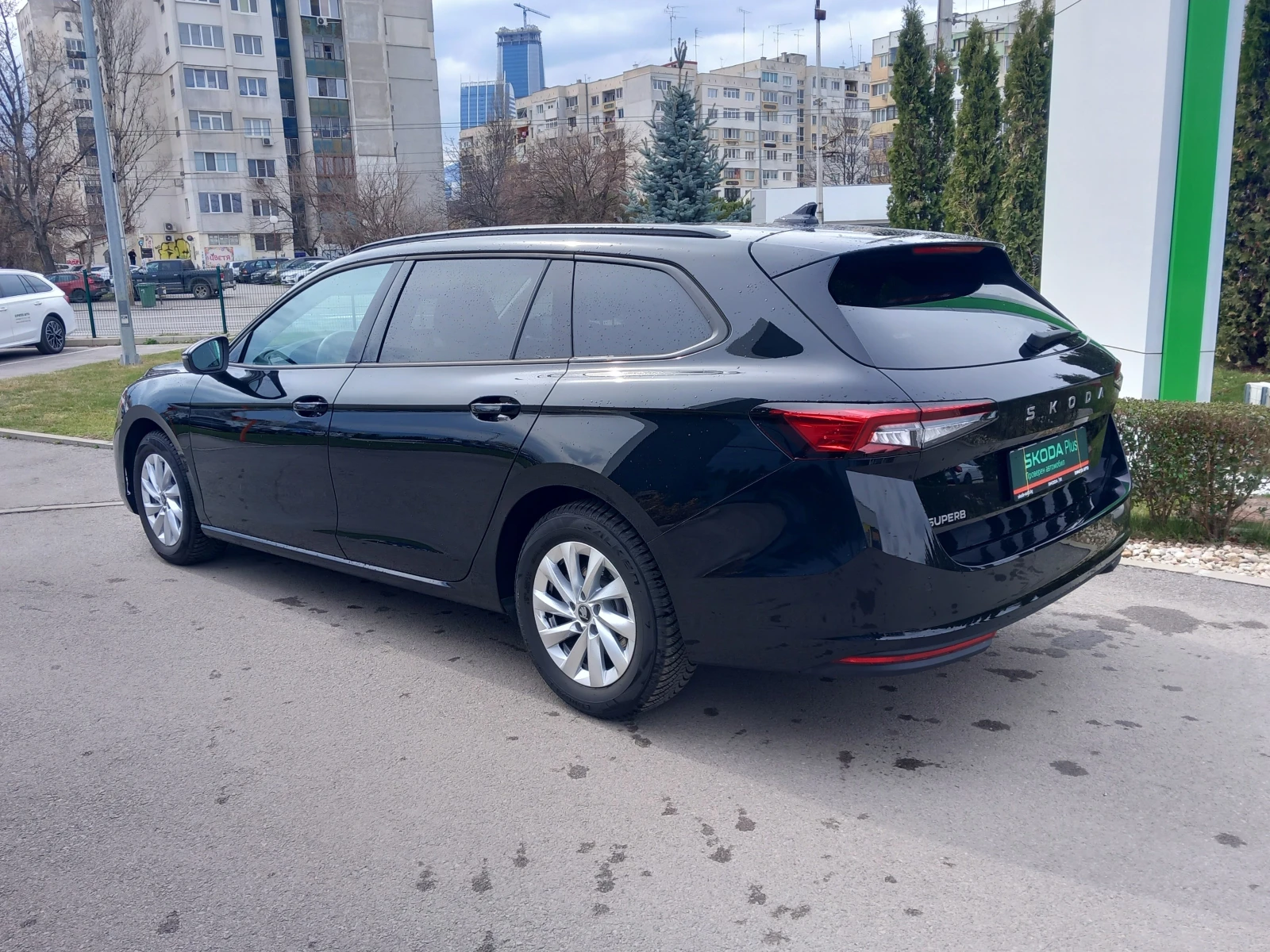 Skoda Superb 1.5TSI/M-HEV, снимка 4 - Автомобили и джипове - 53924509
