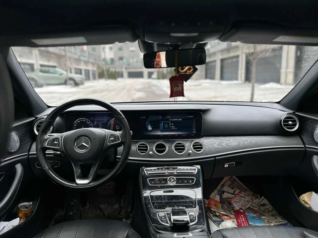 Mercedes-Benz E 300 4MATIC * BURMASTER* 360 КАМЕРА* HEAD UP* ПАНОРАМА*, снимка 9 - Автомобили и джипове - 53951557