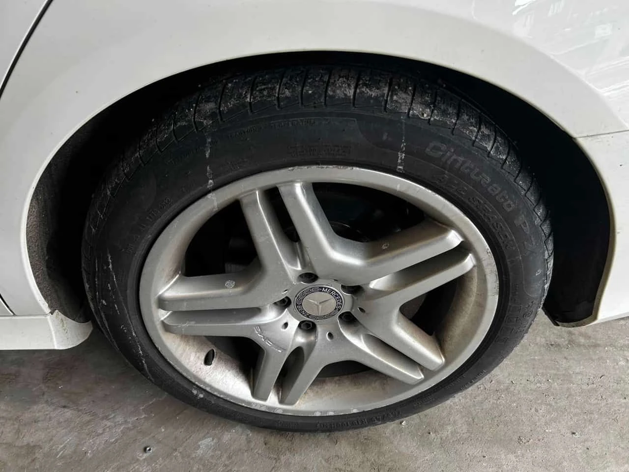 Mercedes-Benz E 300 4MATIC * BURMASTER* 360 КАМЕРА* HEAD UP* ПАНОРАМА*, снимка 6 - Автомобили и джипове - 53951557