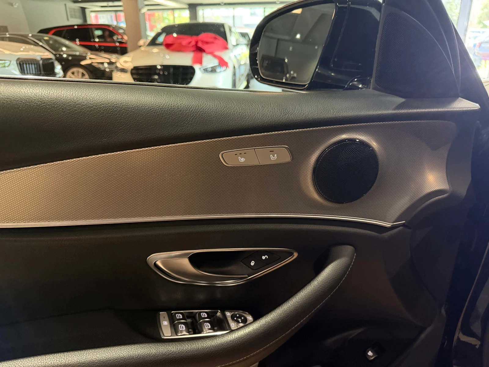 Mercedes-Benz E 220 d AMG 4M  | Mobile.bg � ����������� 16