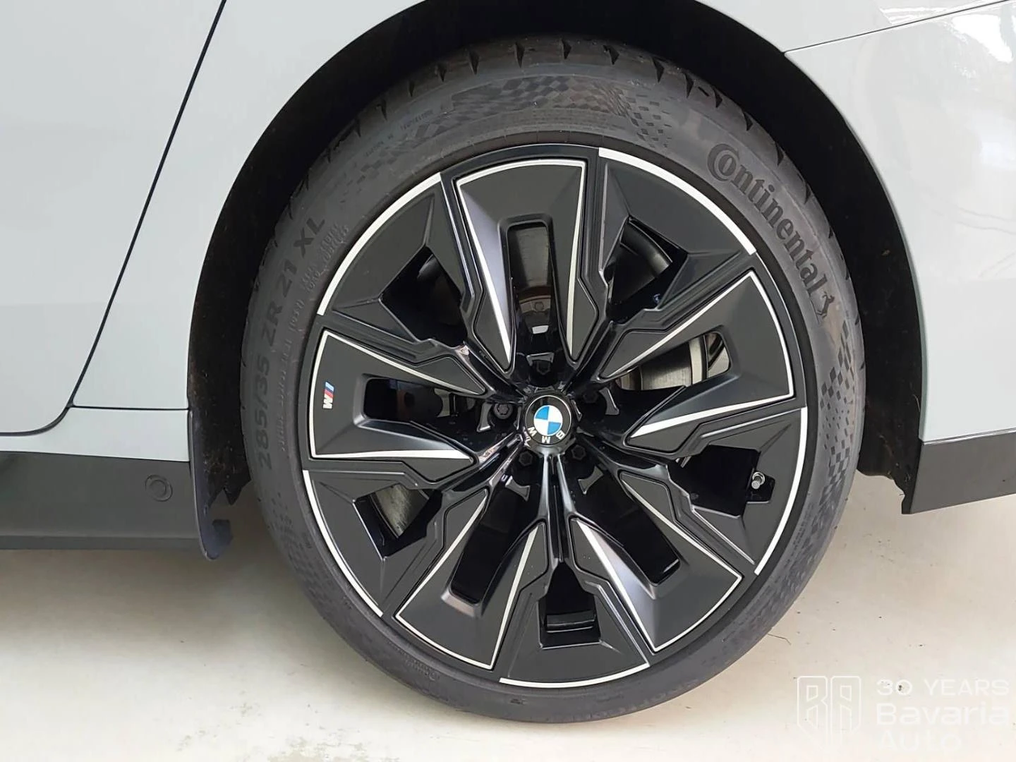 BMW i7 60 xDrive M Sport Paket , снимка 17 - Автомобили и джипове - 54970085