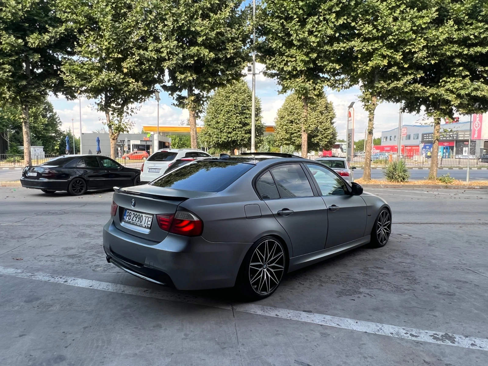 BMW 320 Facelift , снимка 5 - Автомобили и джипове - 55063695