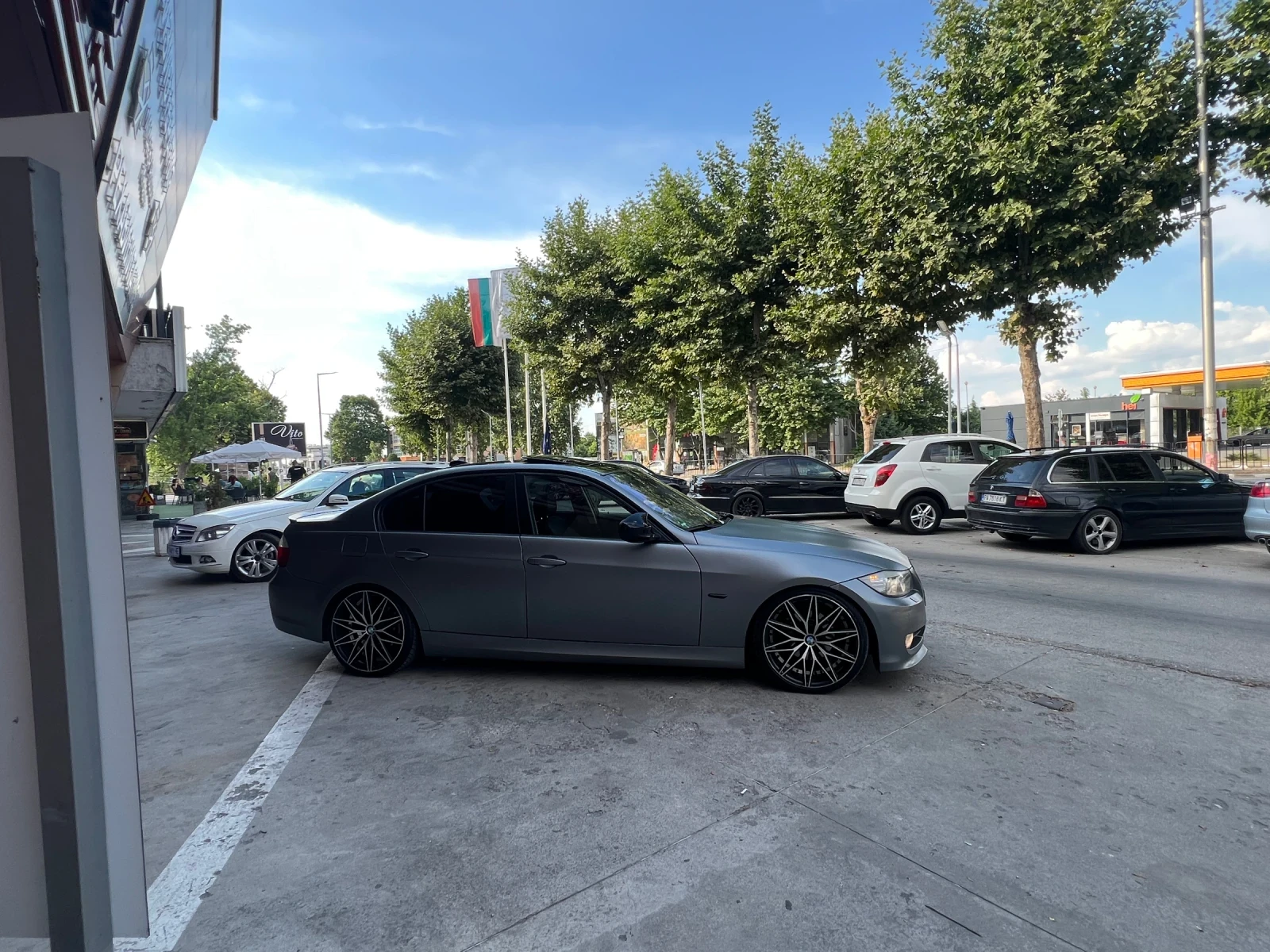 BMW 320 Facelift , снимка 4 - Автомобили и джипове - 55063695