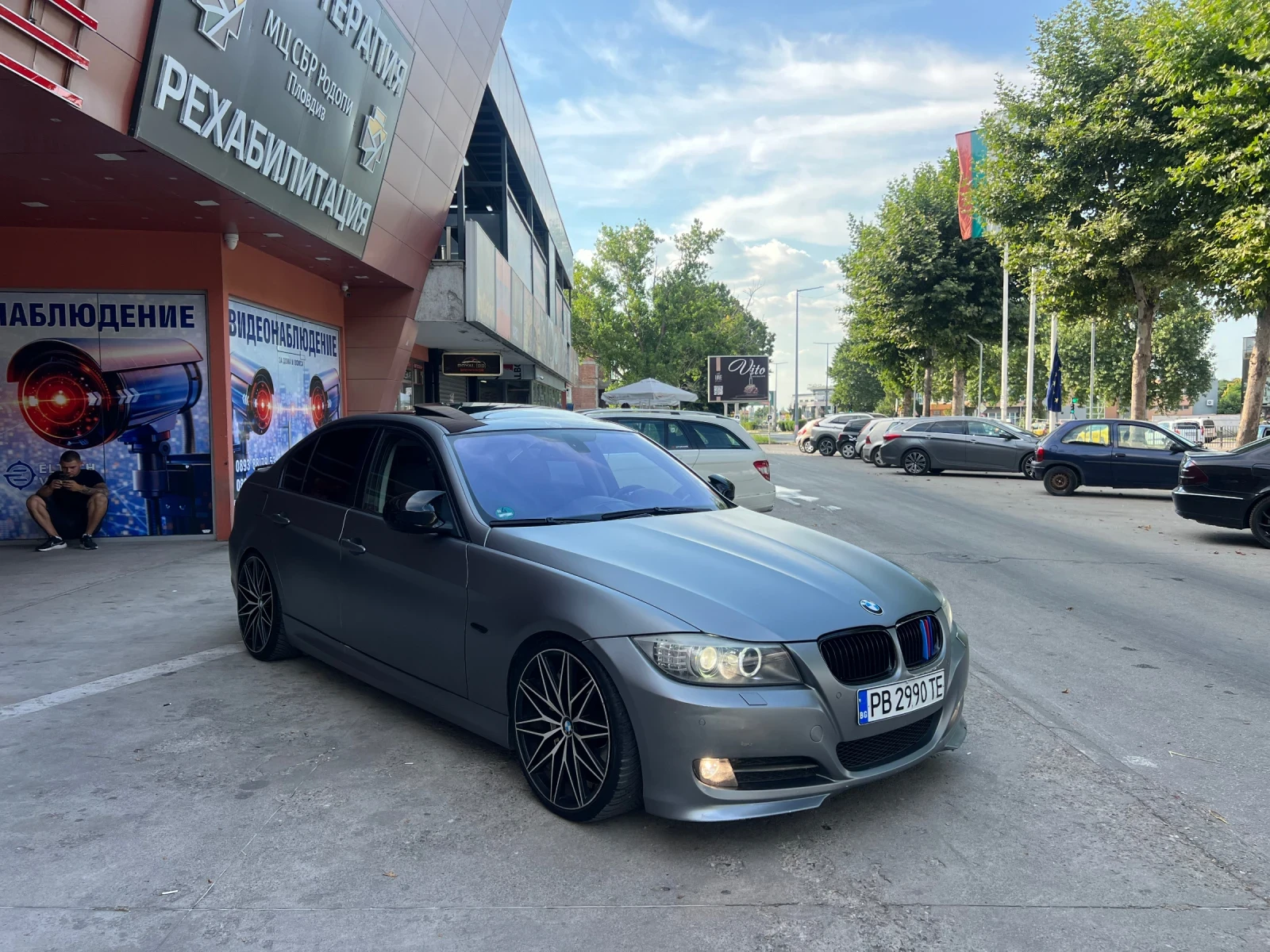 BMW 320 Facelift , снимка 2 - Автомобили и джипове - 55063695