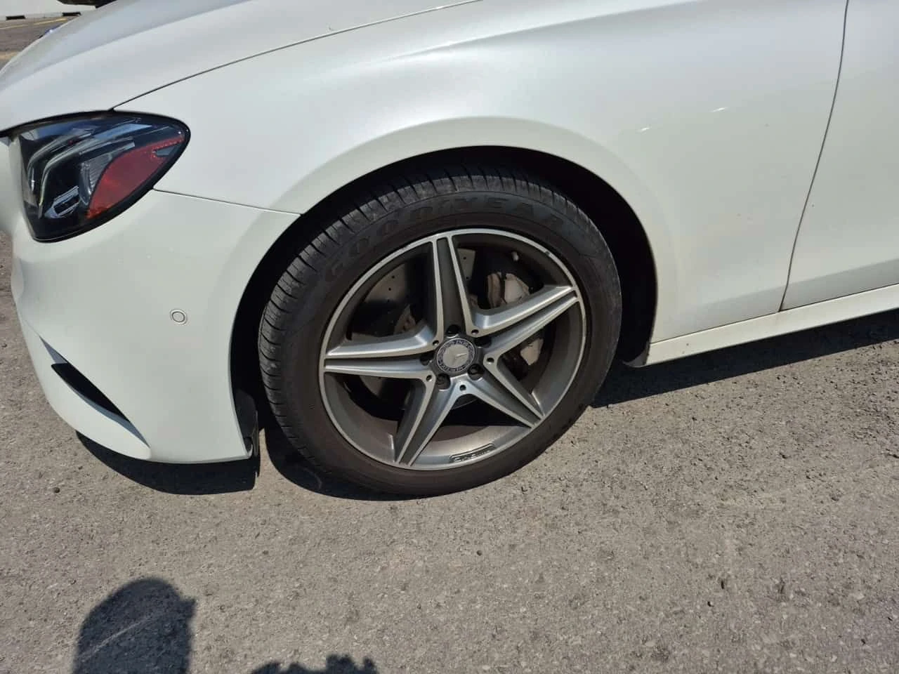 Mercedes-Benz E 300 AMG Line * 4matic * CARFAX * 77k km! * , снимка 14 - Автомобили и джипове - 55128067