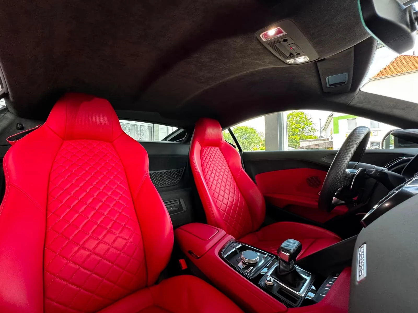 Audi R8 5.2 FSI PERFORMANCE KERAMIK CARBON B&O CAMERA , снимка 16 - Автомобили и джипове - 55674632