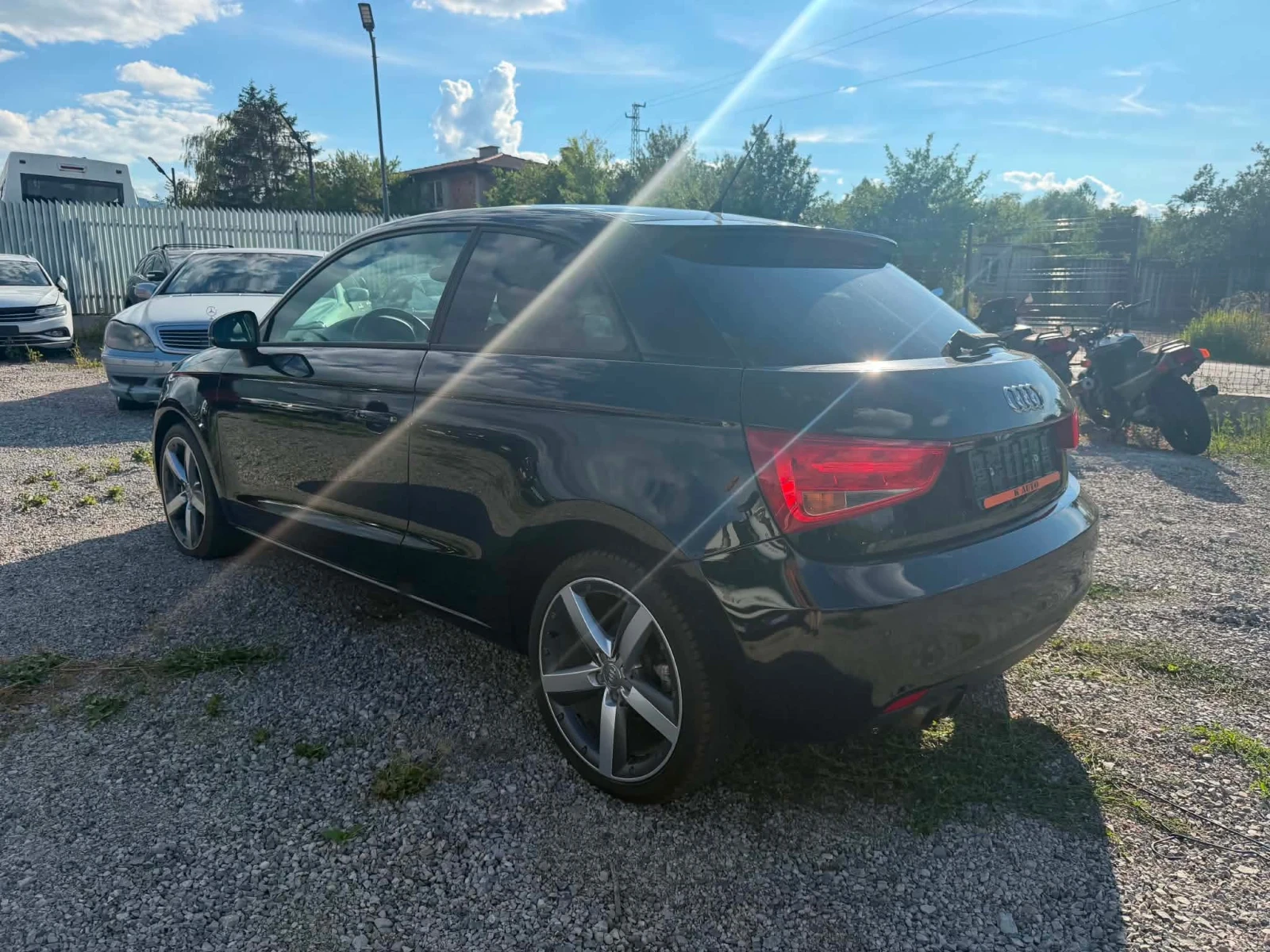 Audi A1, снимка 13 - Автомобили и джипове - 55982247