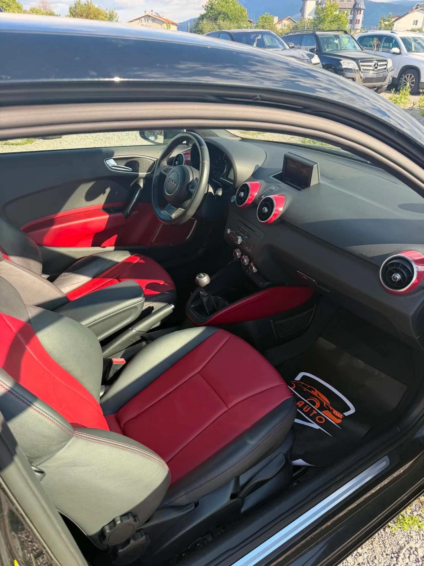 Audi A1, снимка 4 - Автомобили и джипове - 55982247