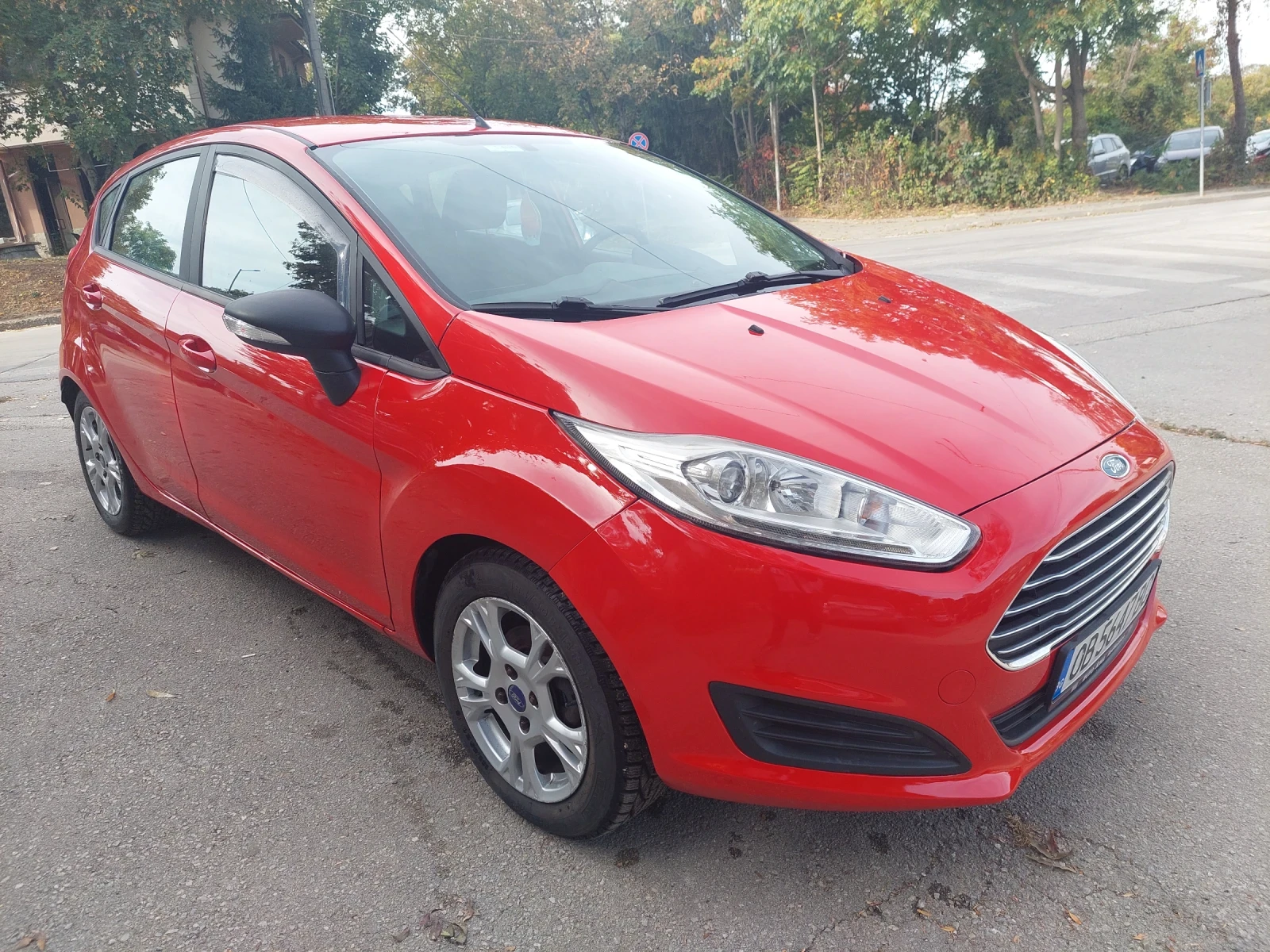 Ford Fiesta Бензин 64000км., снимка 2 - Автомобили и джипове - 56601470