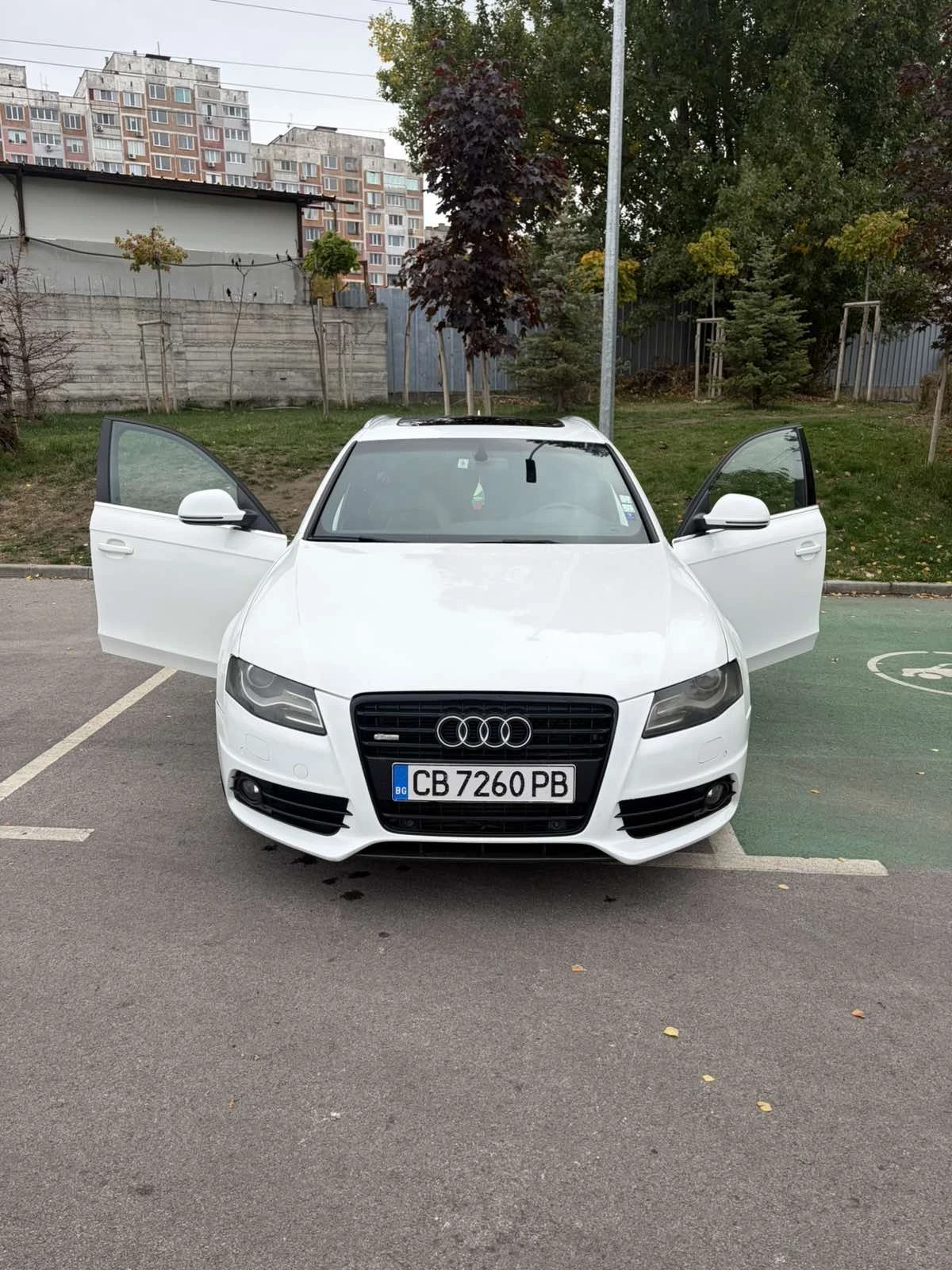 Audi A4, снимка 4 - Автомобили и джипове - 56647869