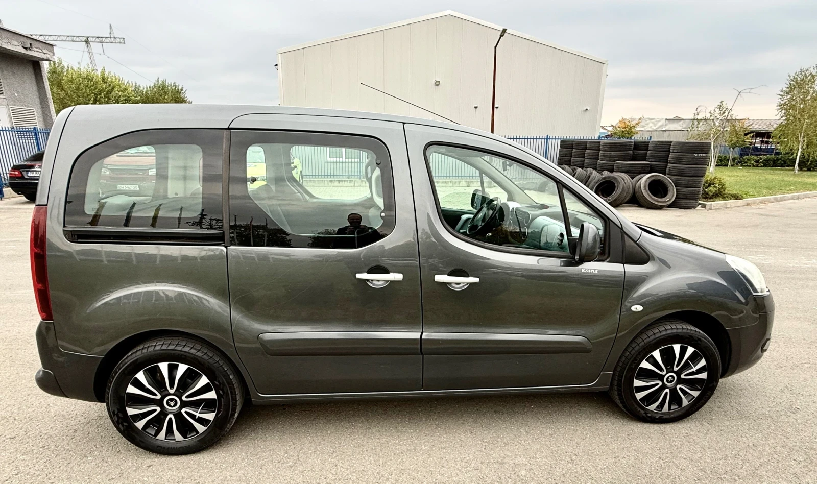 Citroen Berlingo 1.6HDI-2014� -FACELIFT-����������- | Mobile.bg � ����������� 4