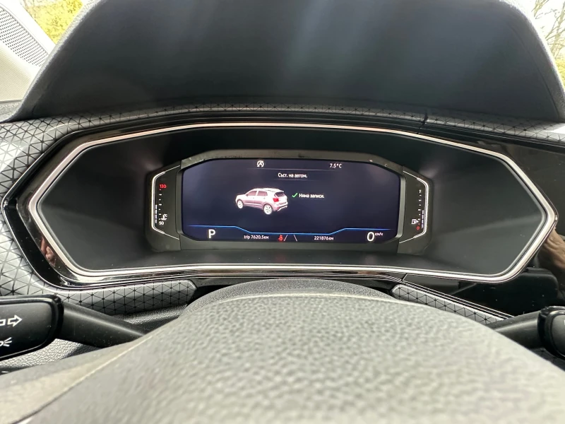 VW T-Cross 1.6TDI* DSG* FULL* DIGITAL* , снимка 12 - Автомобили и джипове - 52482161