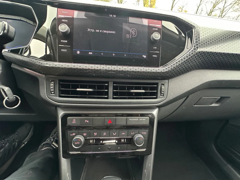 VW T-Cross 1.6TDI* DSG* FULL* DIGITAL* , снимка 14 - Автомобили и джипове - 52482161