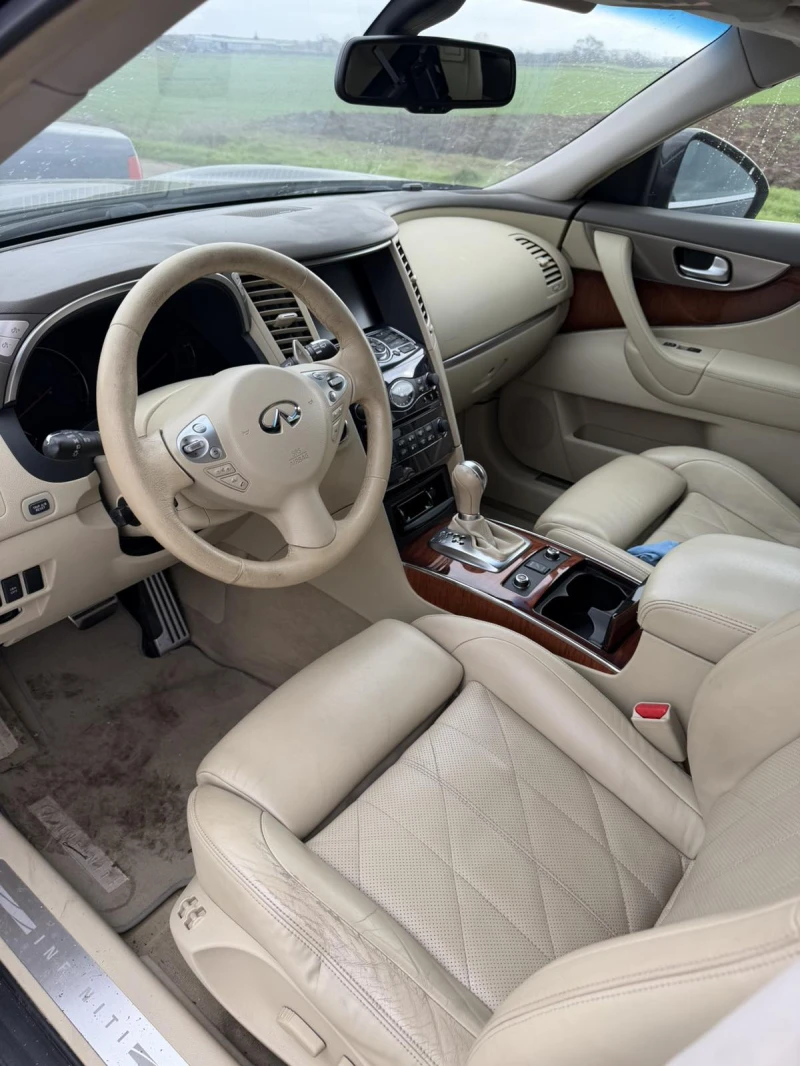 Infiniti Fx 30 D, снимка 8 - Автомобили и джипове - 52717764