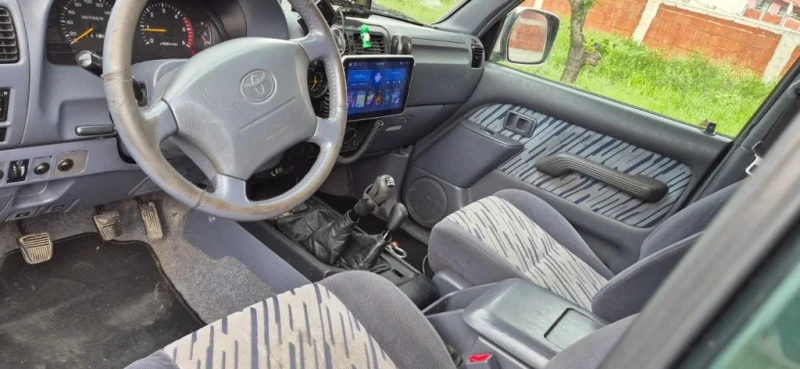 Toyota Land cruiser J90, снимка 4 - Автомобили и джипове - 53504363