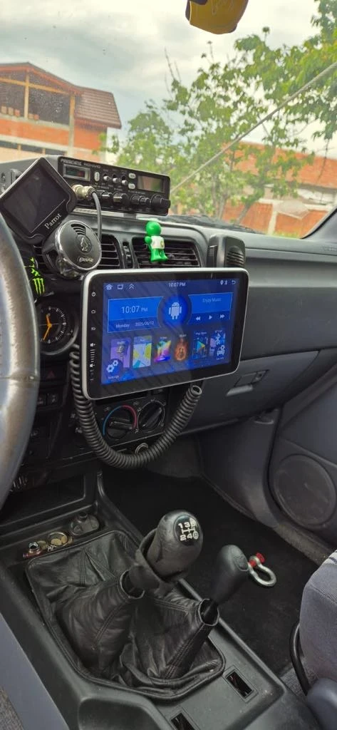 Toyota Land cruiser J90, снимка 5 - Автомобили и джипове - 53504363