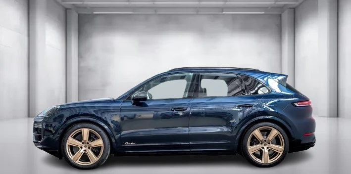 Porsche Cayenne Turbo E-Hybrid = Sport Chrono = Гаранция, снимка 3 - Автомобили и джипове - 55687997
