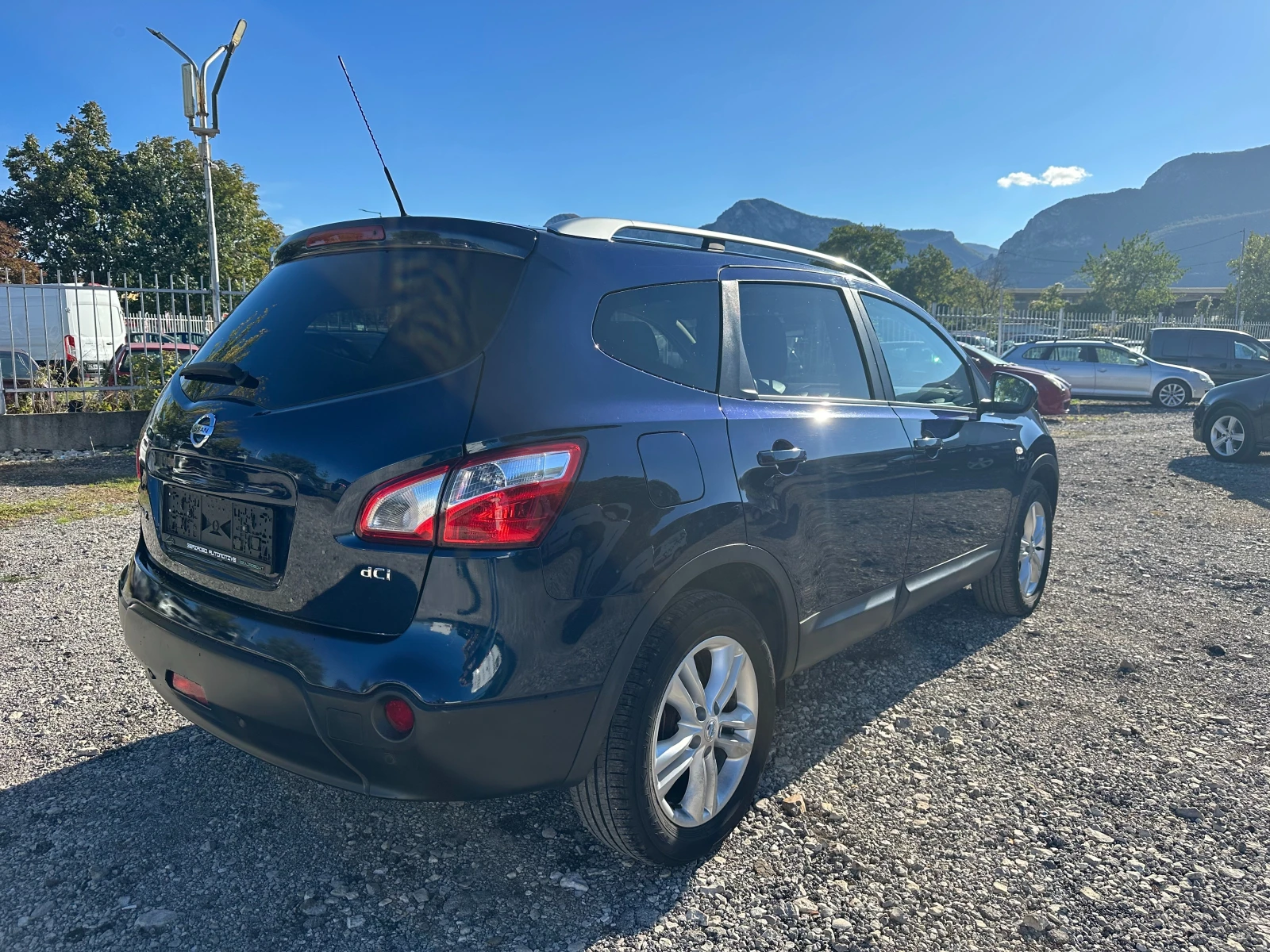 Nissan Qashqai 2.0DCI-150kc PANO 7MESTA - изображение 5