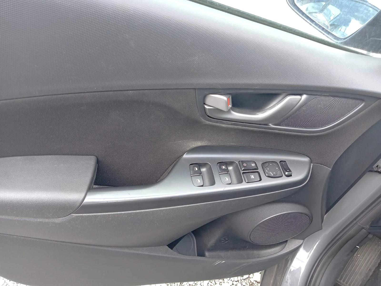 Hyundai Kona  - изображение 10