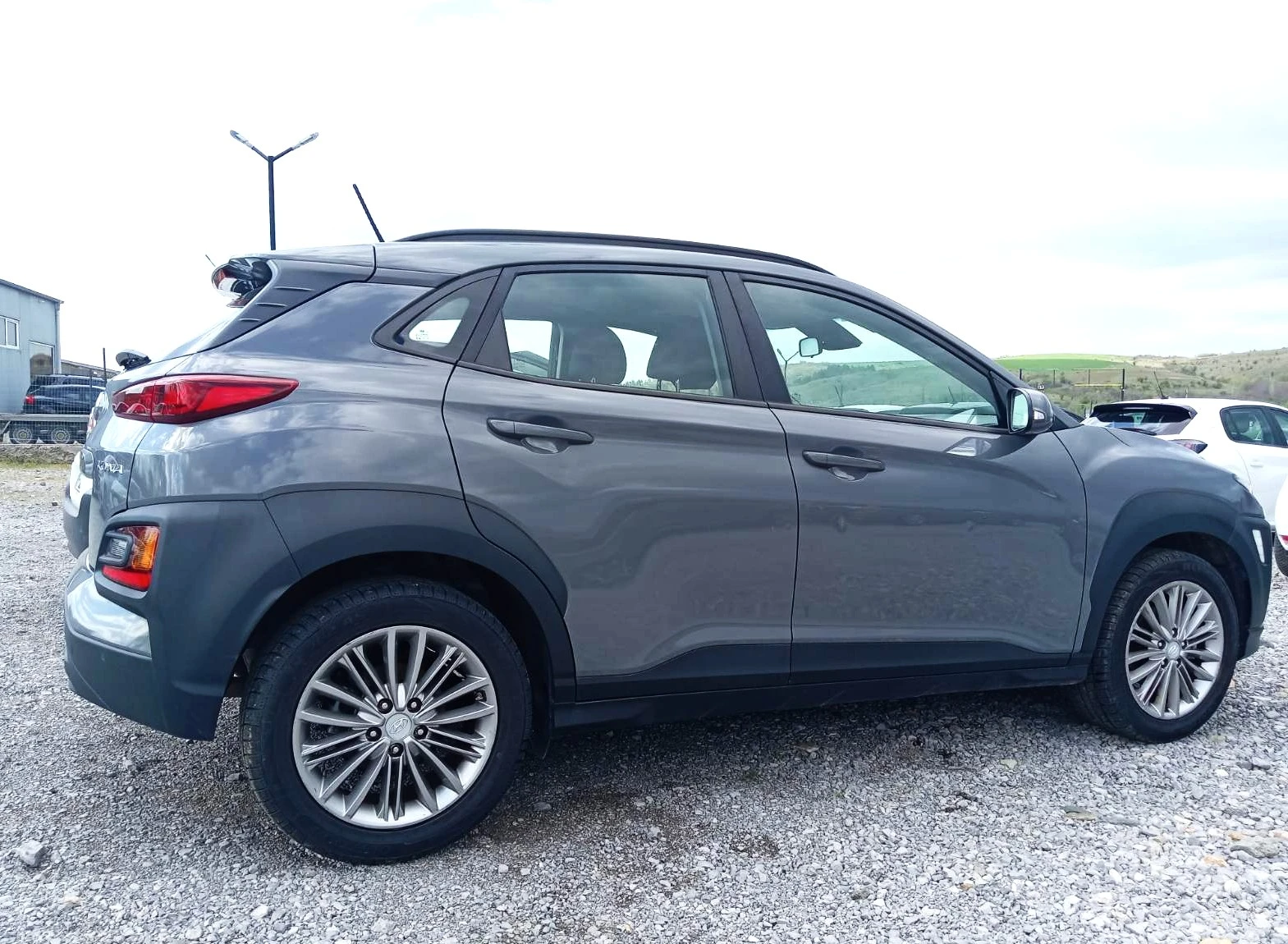 Hyundai Kona  - изображение 7