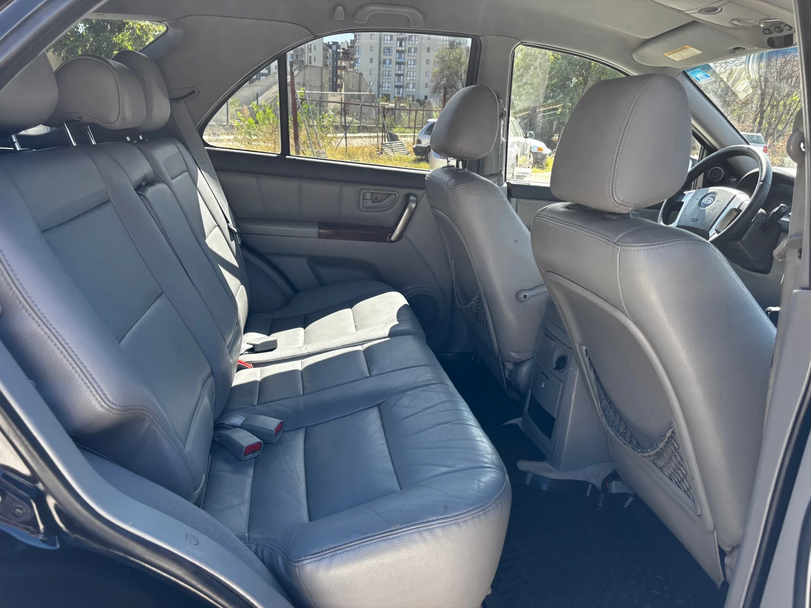 Kia Sorento Внос от Италия 4х4 и бавни скорости - изображение 8