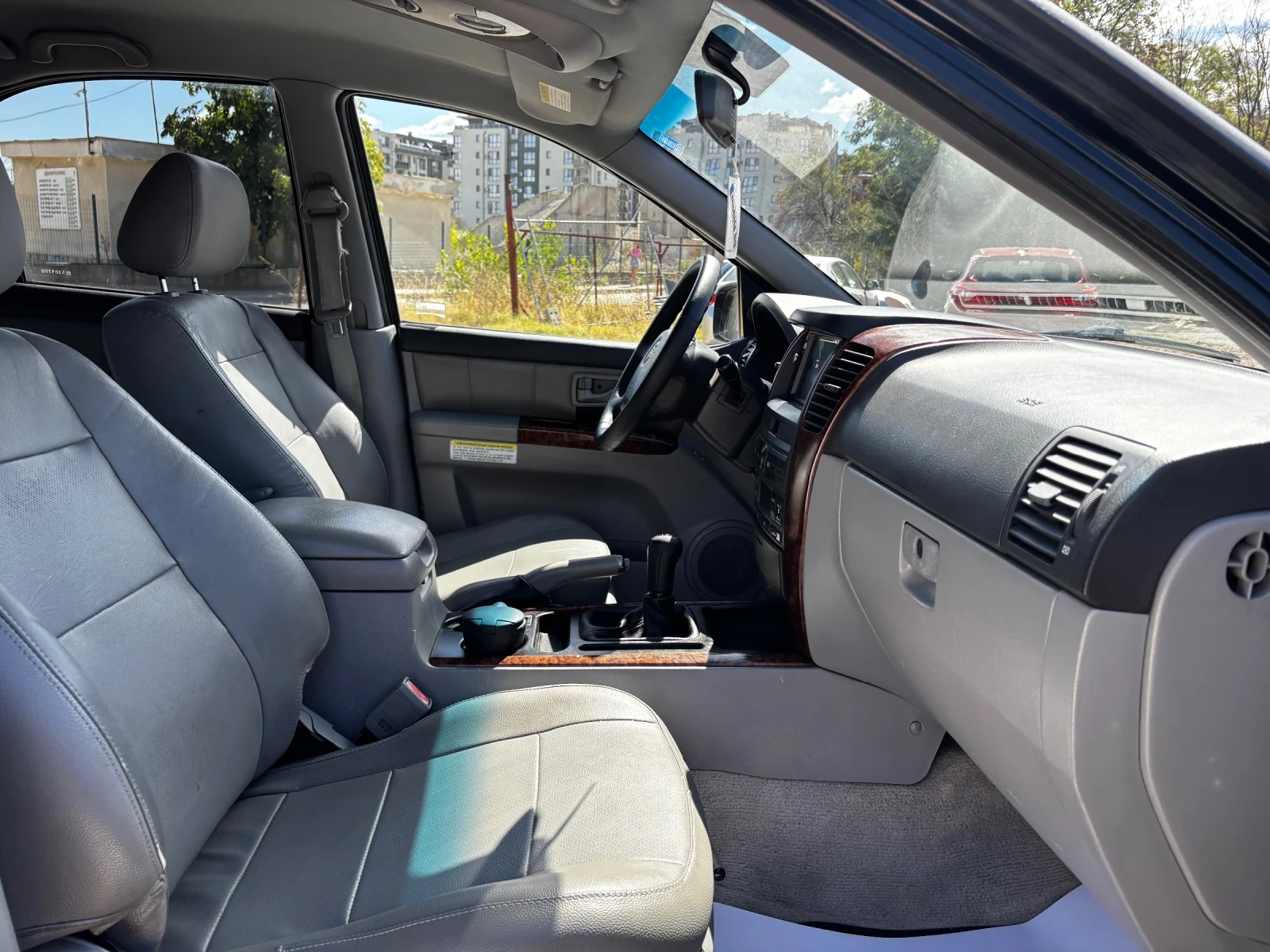Kia Sorento Внос от Италия 4х4 и бавни скорости - изображение 9