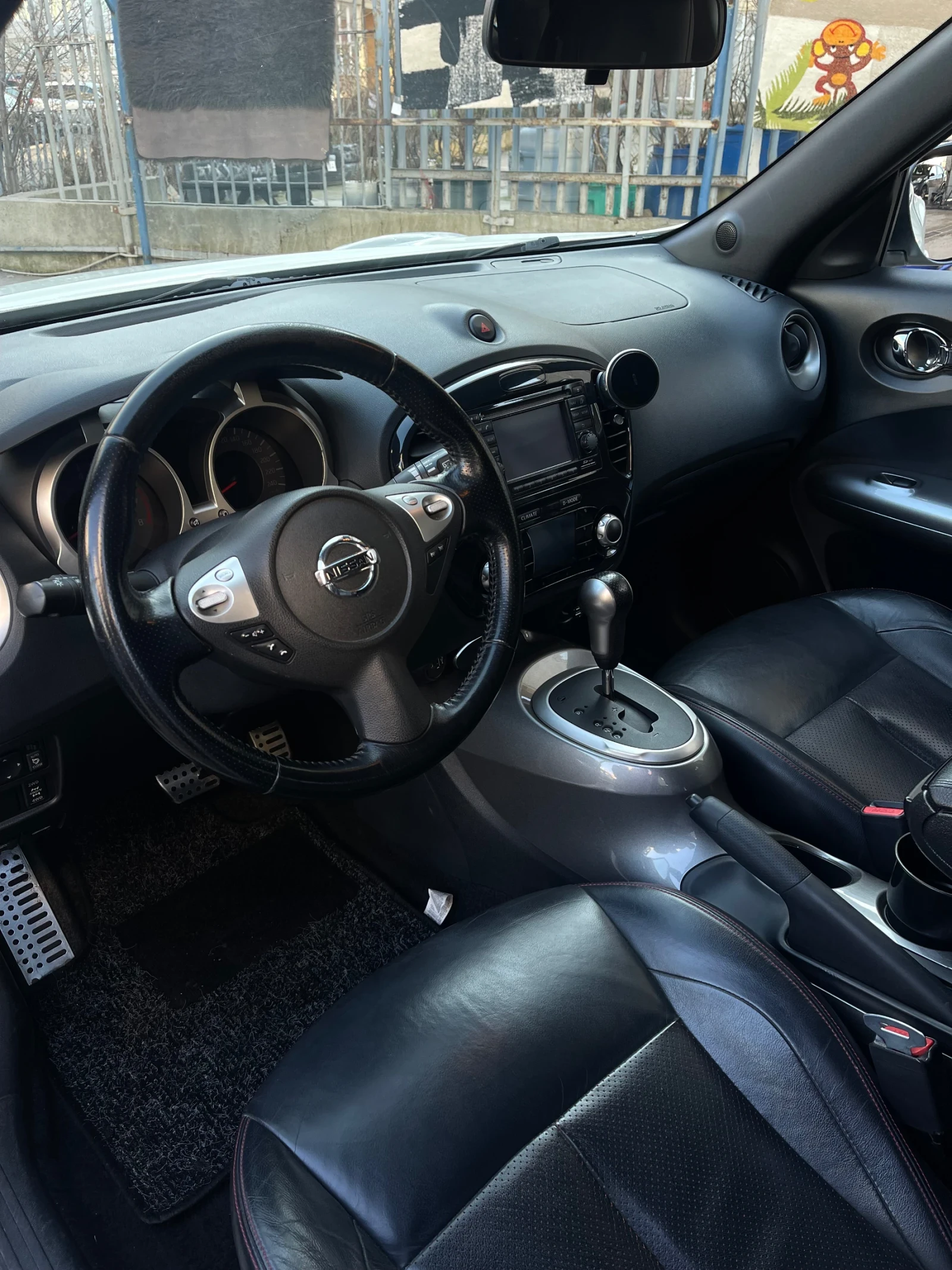 Nissan Juke 1.6 190 4x4 , снимка 6 - Автомобили и джипове - 54294331