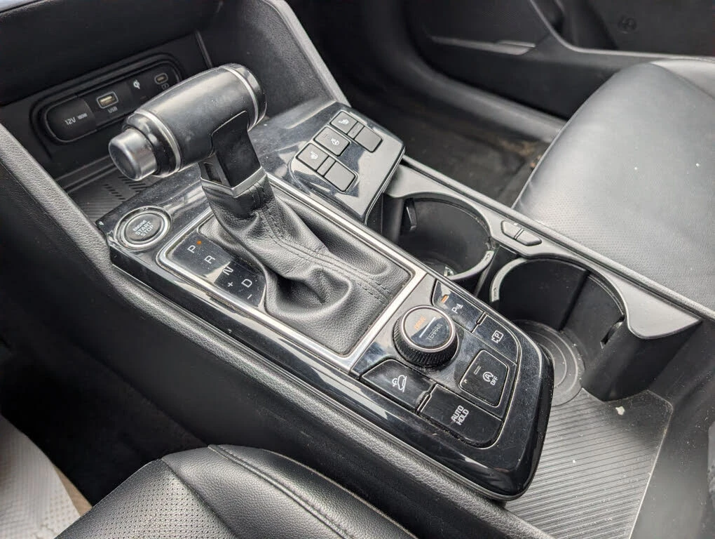 Kia Sportage X-Line AWD* HARMAN KARDON* ПОДГРЕВ* DIGITAL* , снимка 14 - Автомобили и джипове - 54542097