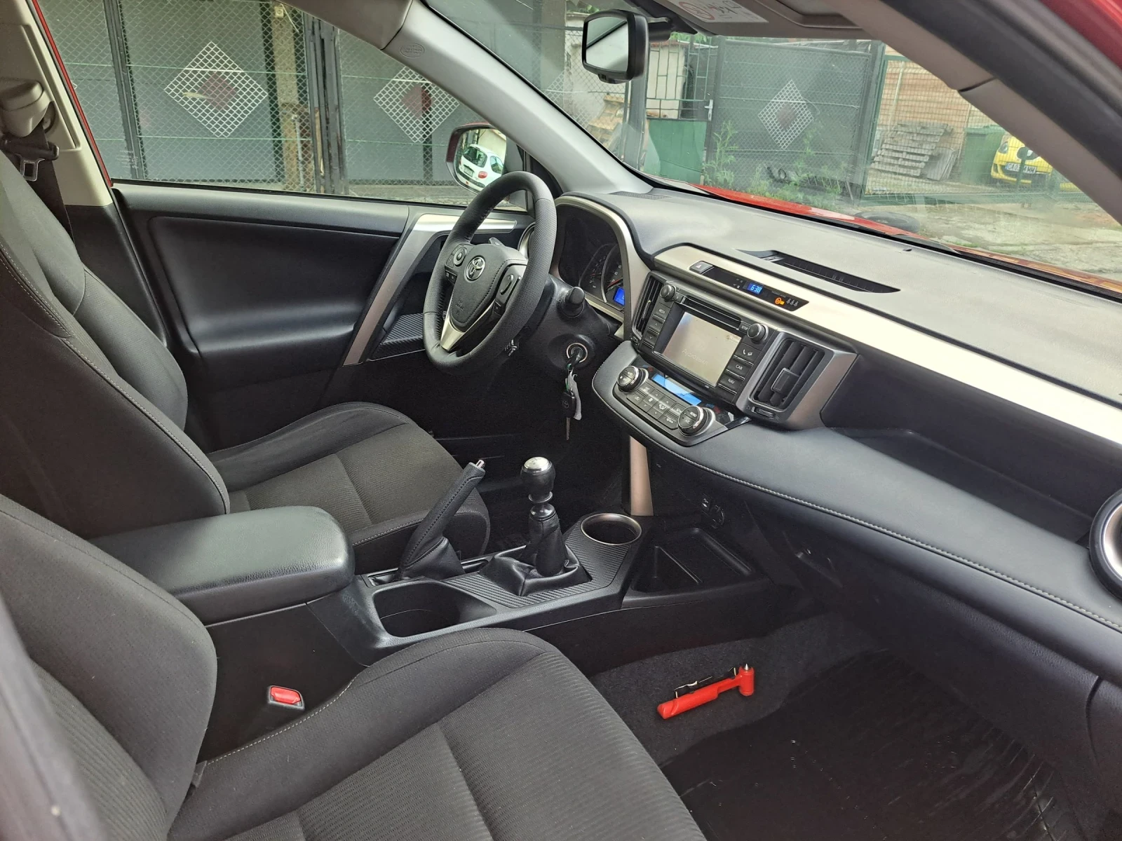 Toyota Rav4 2.0i  4x4 XOLANDIA, снимка 6 - Автомобили и джипове - 54737730