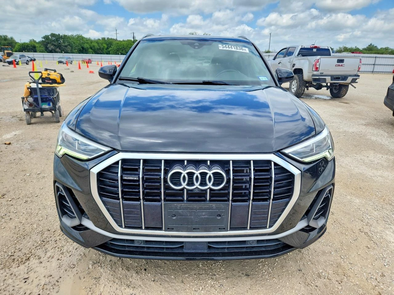 Audi Q3 2.0l Premium Plus S Line 45, снимка 5 - Автомобили и джипове - 55093920