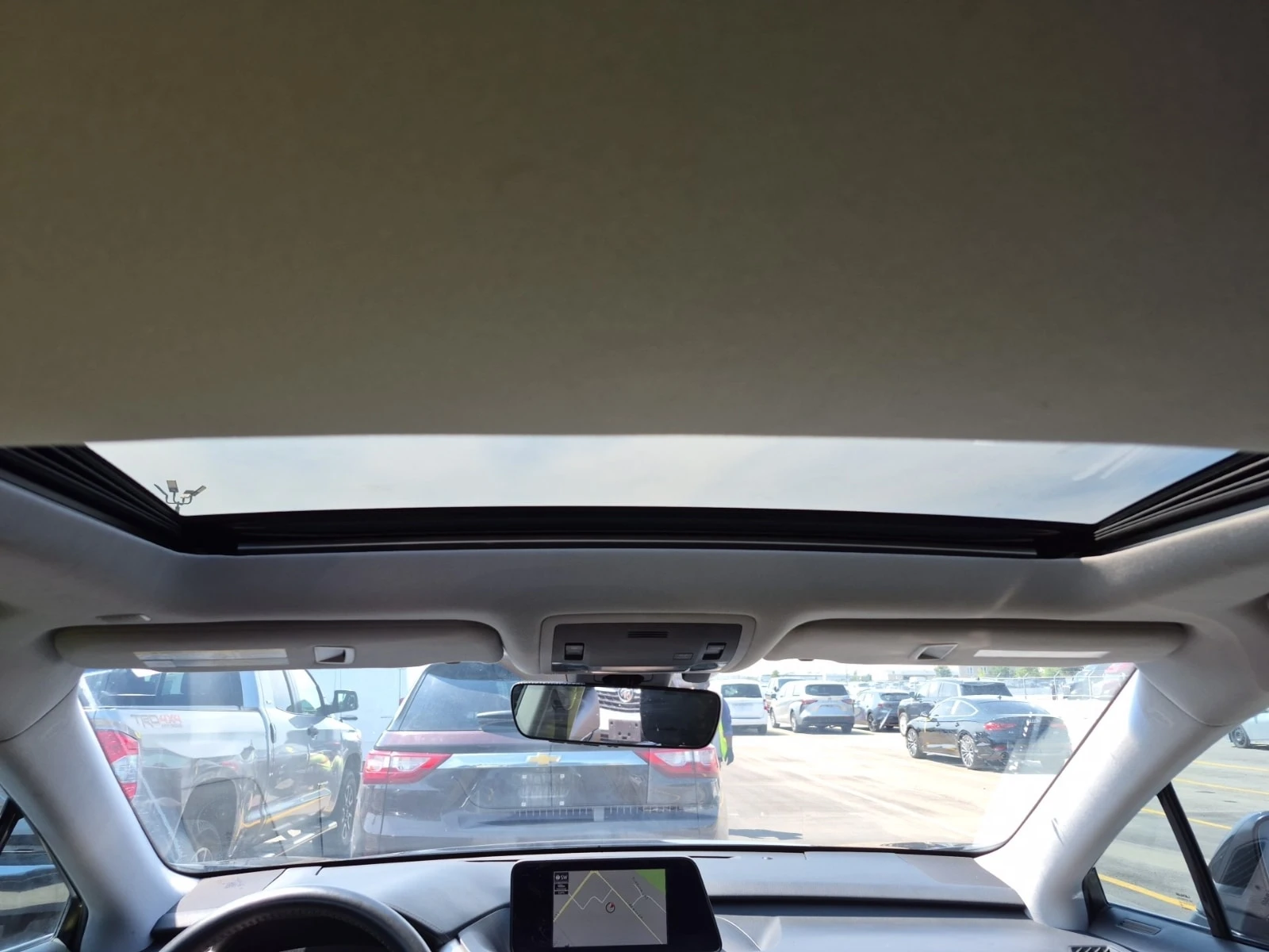 Lexus RX 350  3.5L 2 КЛЮЧА / ПАНОРАМА / ПОДГРЕВИ , снимка 13 - Автомобили и джипове - 56002040