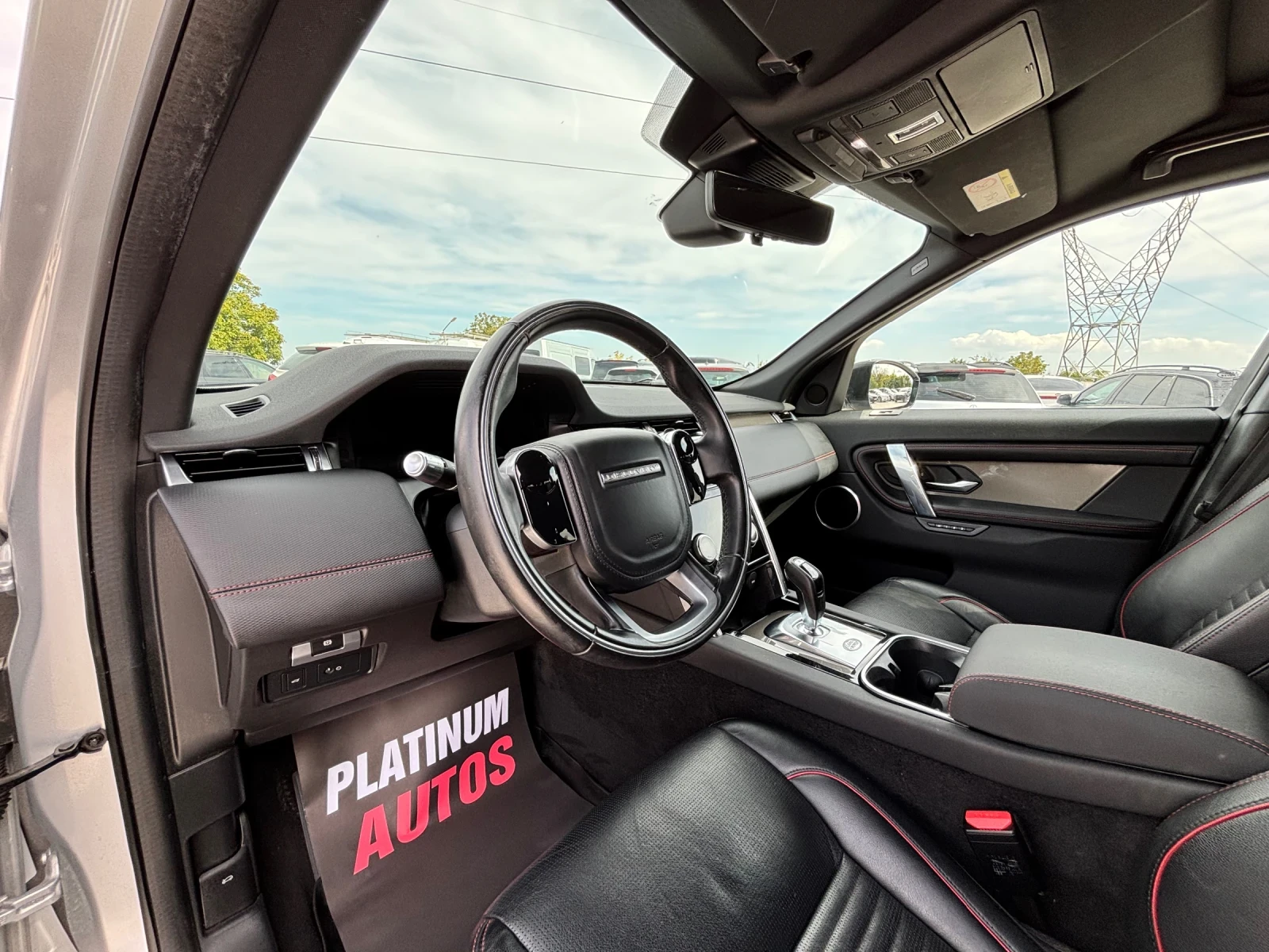 Land Rover Discovery 2.0D/4X4R-DYNAMIC/NAVI/PANO/LED, снимка 9 - Автомобили и джипове - 56307860