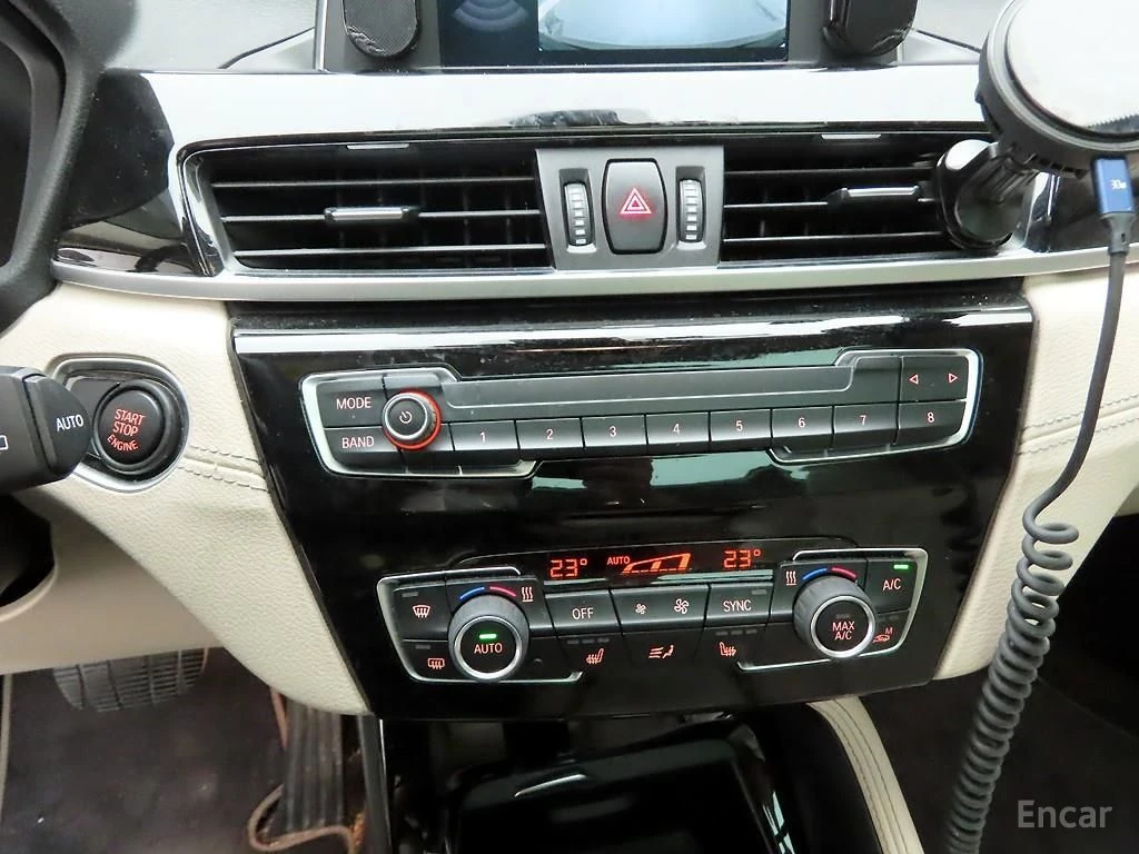 BMW X2 xDrive20i Advantage, снимка 10 - Автомобили и джипове - 56549507