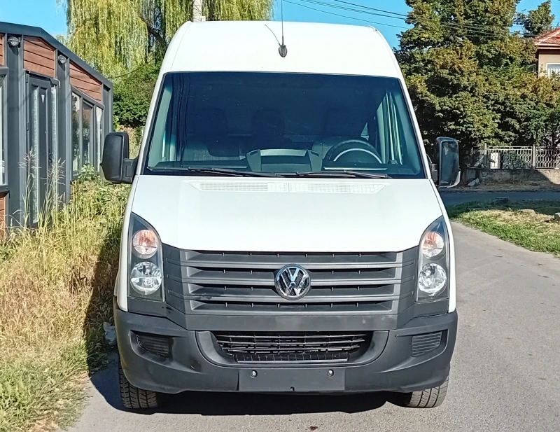 VW Crafter, снимка 2 - Бусове и автобуси - 48202558