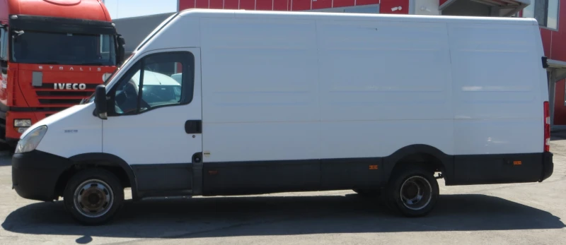 Iveco Daily, снимка 2 - Бусове и автобуси - 49452256