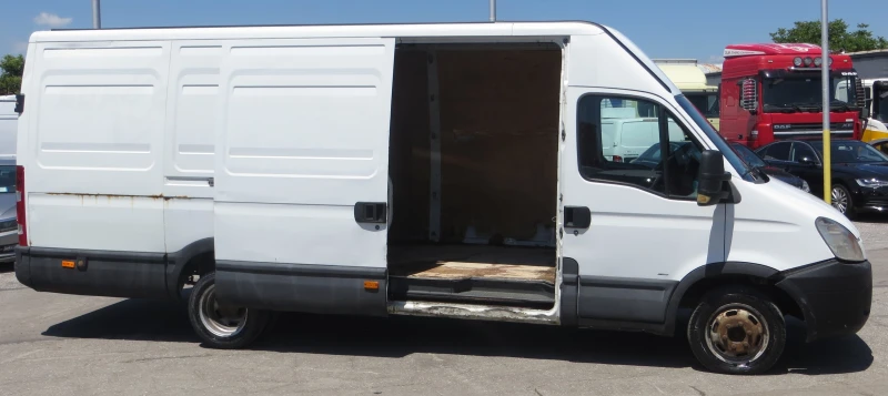 Iveco Daily, снимка 10 - Бусове и автобуси - 49452256