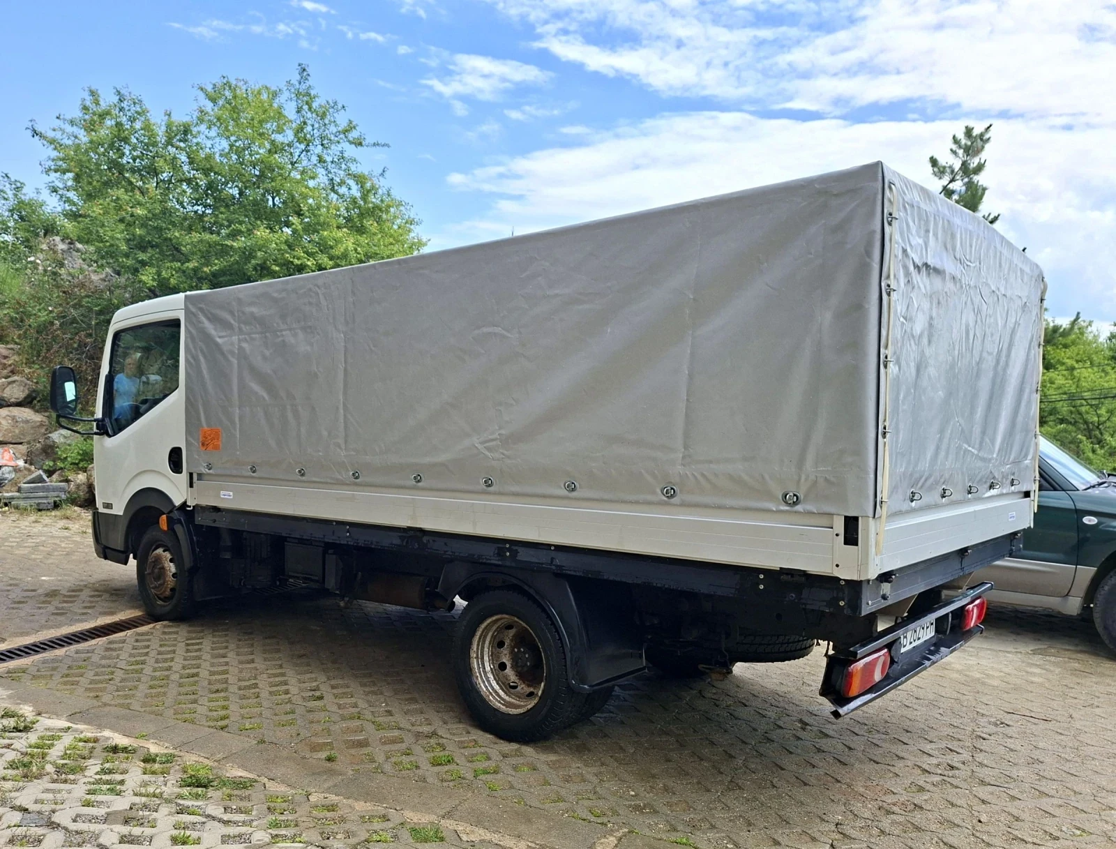 Nissan Kabstar 2.8, снимка 2 - Камиони - 55390153