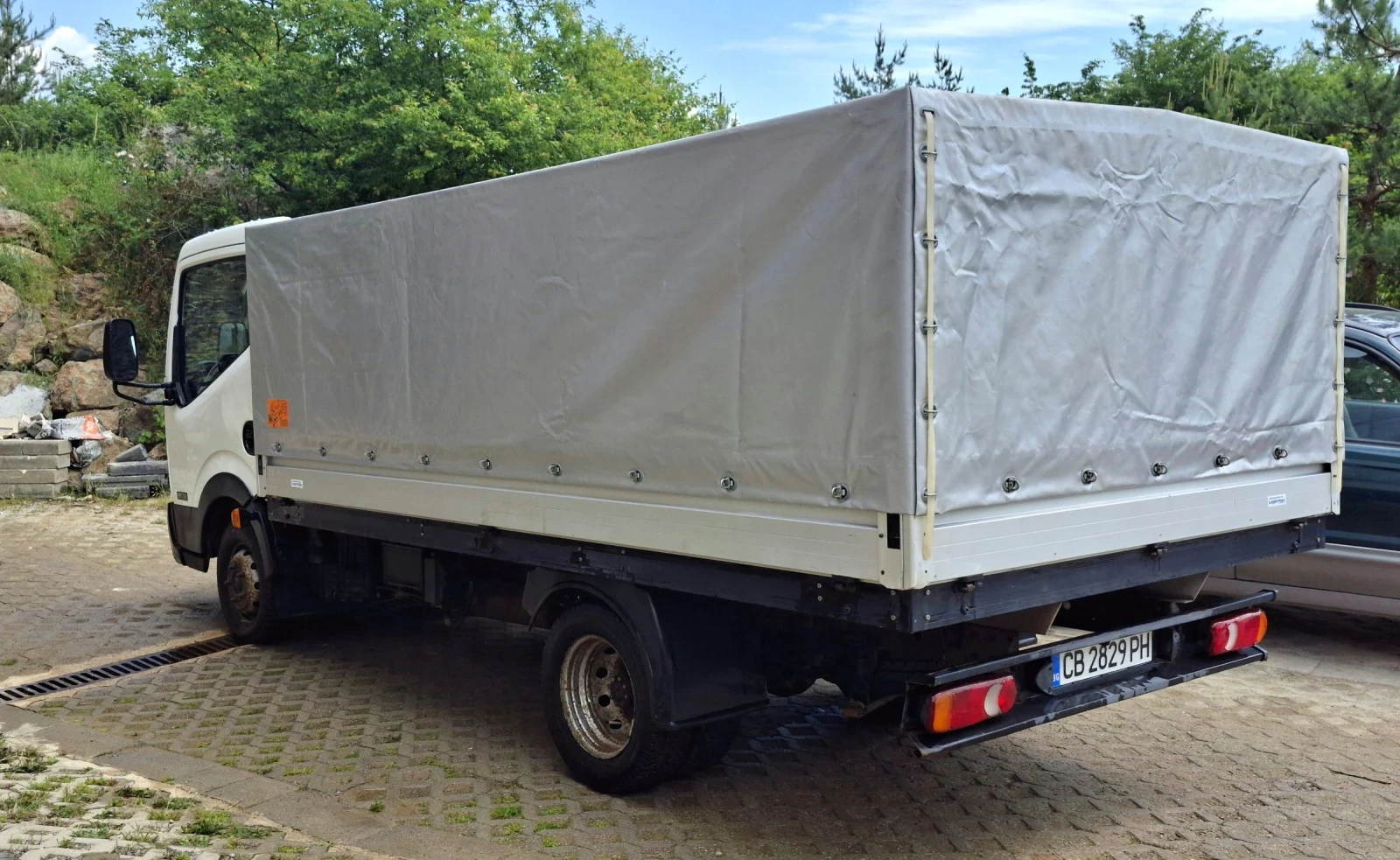 Nissan Kabstar 2.8, снимка 12 - Камиони - 55390153