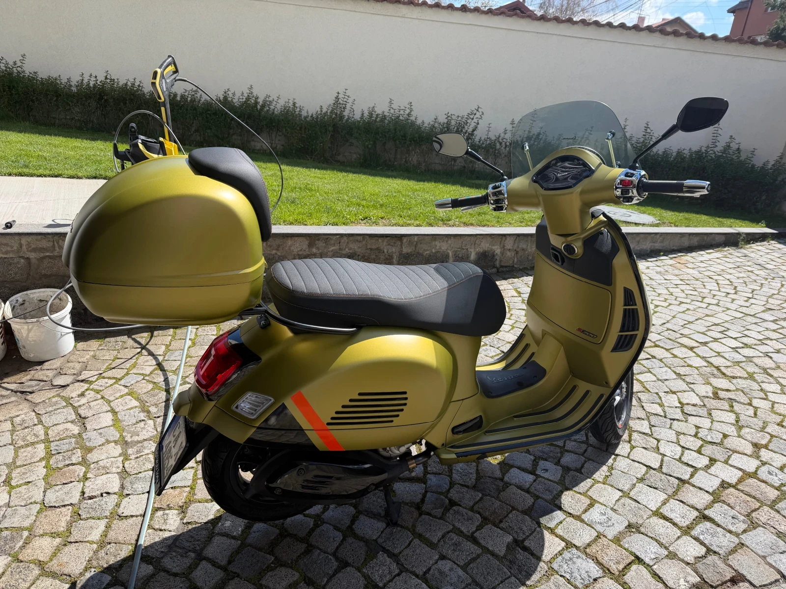 Vespa 300, снимка 2 - Мотоциклети и мототехника - 54148004